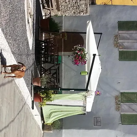 Ca' Da Flora Bed and Breakfast *